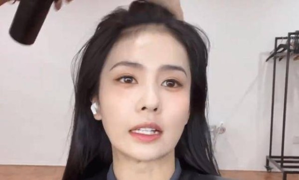 白敬亭现身白鹿评论区，已互关，粉丝：搞笑男和搞笑女梦幻联动
