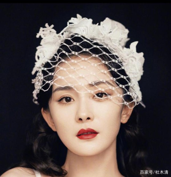 从演员到演员老板，看杨幂娱乐圈奋斗史，悟人生经验