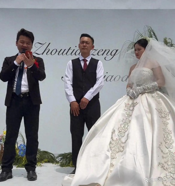 网红大席小王子大婚排面十足！邀请粉丝们免费搂席，开席70多桌