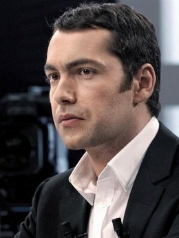 Edouard Laurence(Stefan Wojtowicz饰演)