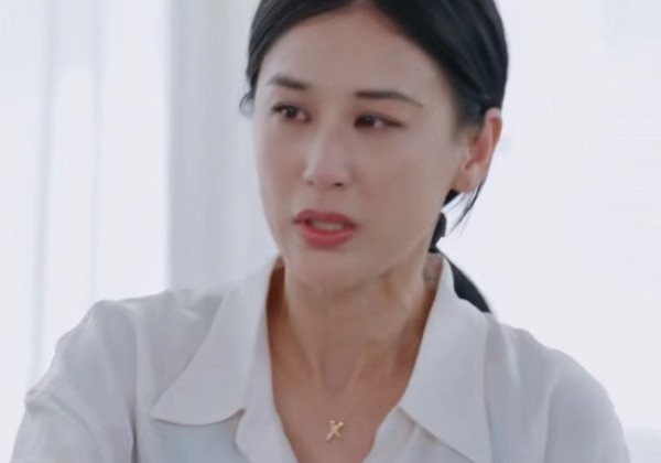 黄圣依真的从豪门娇妻逆袭了吗 综艺中的觉醒之路