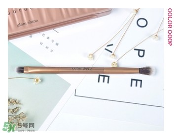 color deep眼影怎么样？色号试色图