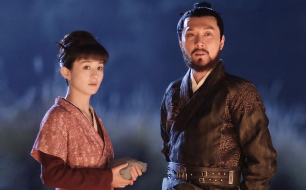 明星人气战报更新，陈伟霆冲至第二名，榜首由拢龙斩获