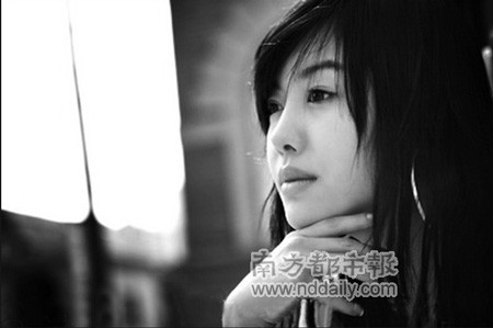 谭静图片取自其个人空间及纪念网站