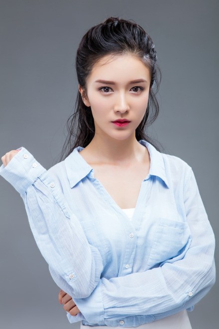 李艾瑾