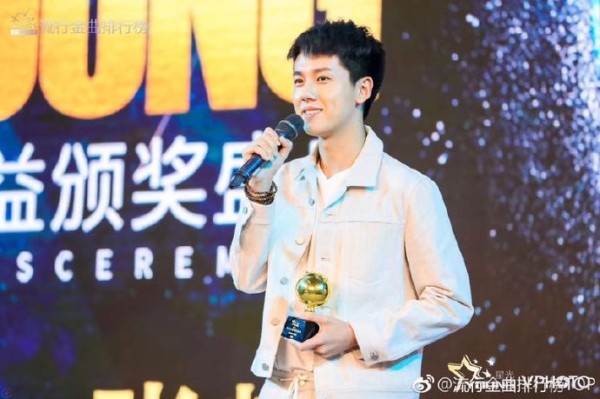 星光YOUNG颁奖盛典，持续助力华语乐坛新声力量