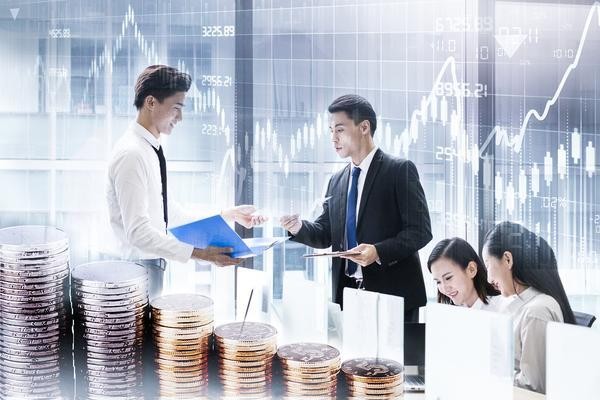 《快时尚品牌成功案例：品牌与明星携手打造潮流时尚》图1