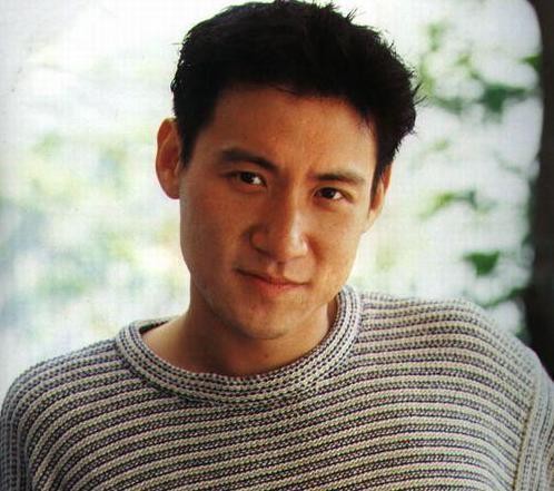 他们是影视音乐界巨星，超棒的演技动听的嗓音，最后两位英年早逝