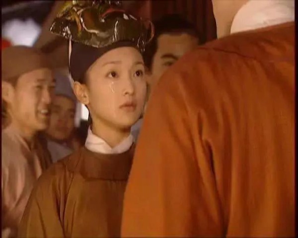 女星第一次拍戏长啥样？杨幂奶萌郑爽青涩，看到赵丽颖帅爆了