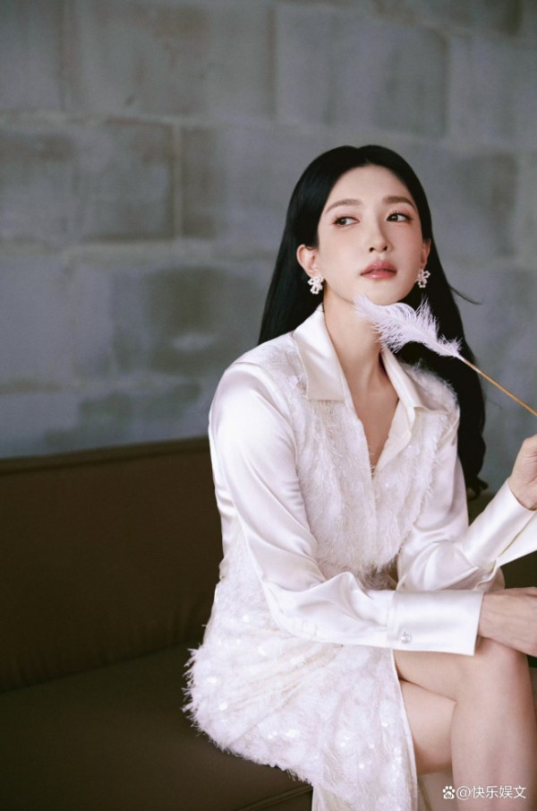 超一线女星神秘恋情将曝光 否认私生子传闻