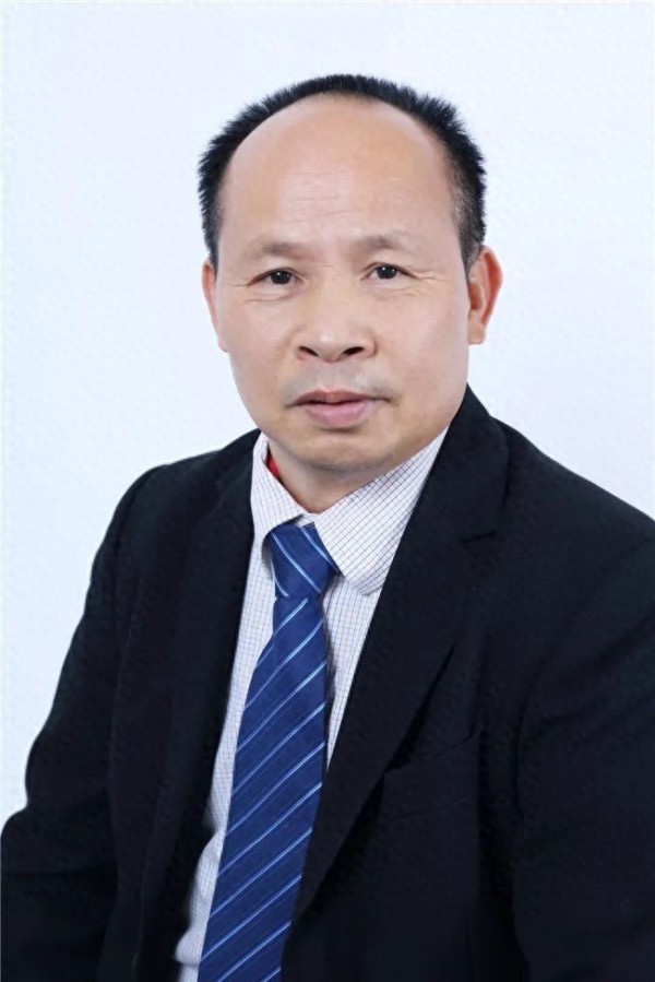 《笔震寰宇·艺术丰华》——影响世界百位名人范松森