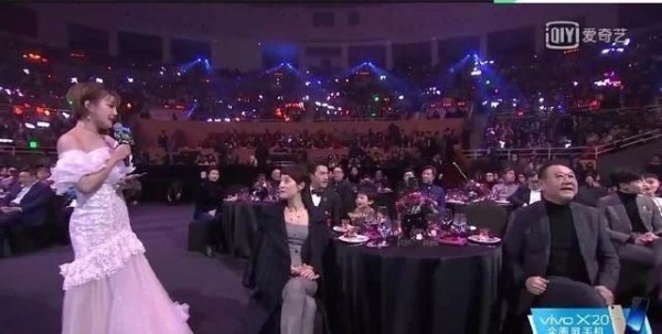爱奇艺尴尬之夜，赵丽颖、杨幂也救不了