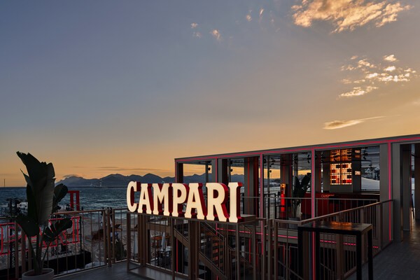 Hyde Beach by Campari at the Festival de Cannes