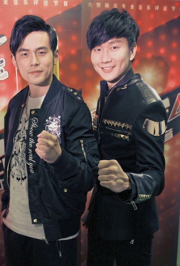 开<a target=