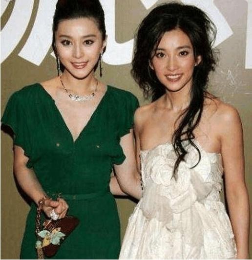 娱乐圈最尴尬的合影, 最后一张实在忍不住了