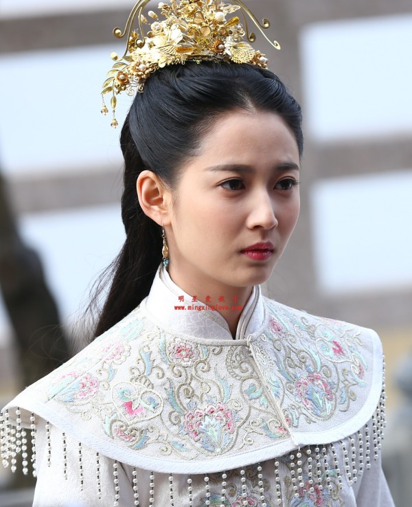 唐嫣、毛晓彤、陈钰琪电视剧《锦绣未央》片场剧照花絮照片，剧中各种造型，高清4K分辨率原图无修生图下载（至尊）