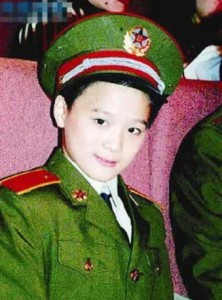 回顾姜珊成长旧照_