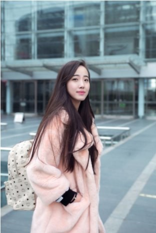 “最美才女”原源