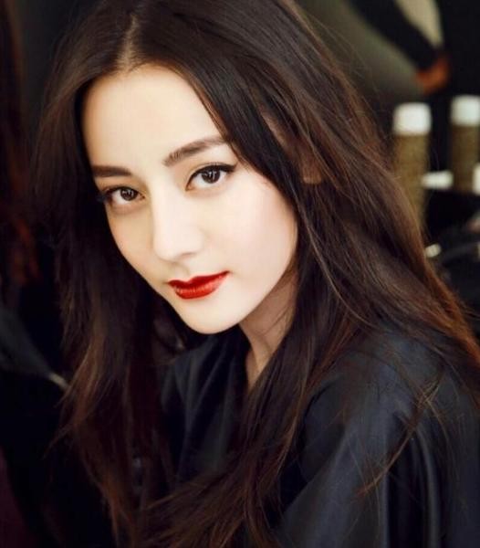 最受欢迎的十大女演员：baby、杨幂、赵丽颖输给她！