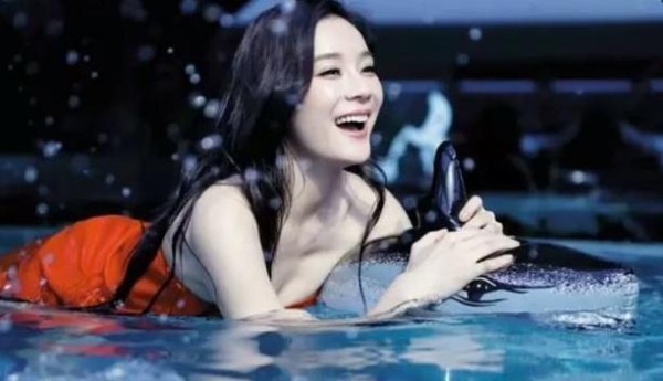 又一明星被经纪人坑，现已无人问津，让人怜惜