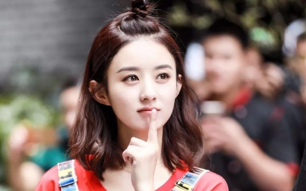赵丽颖孕后首曝新剧？顶级组合有望再度强强联手，导演称已落实