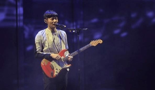4位“不靠长相靠才华”的歌手