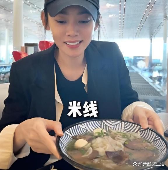 45岁秋瓷炫分享减肥技巧！狂吃不胖热爱美食，每天跑步超自律！