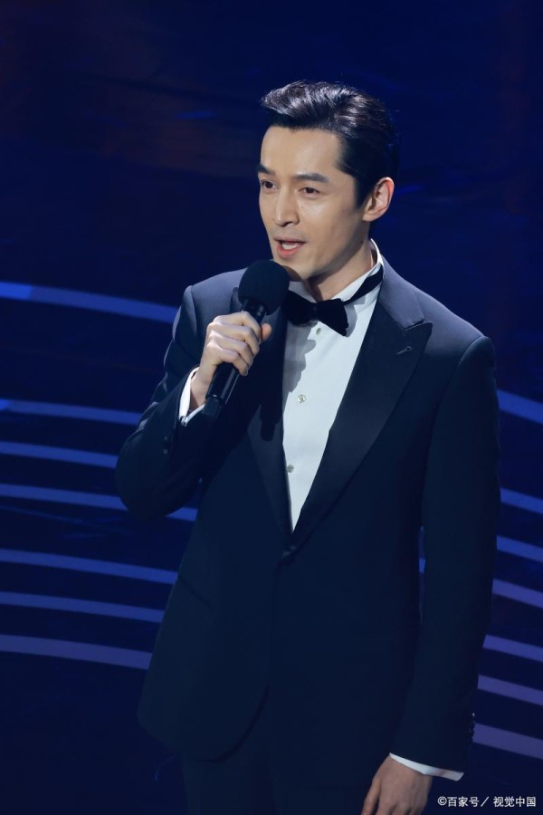 胡歌：坚韧与才华并存，影视界的璀璨之星