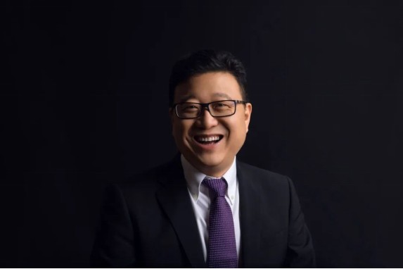 名人专访(名人专访记录)