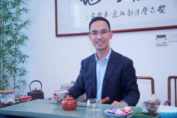 他打造女性自媒体矩阵，每月全网曝光量1.5亿，吸引千万粉丝
