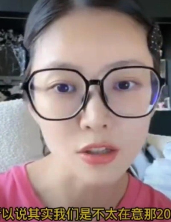 杜淳妻子王灿自述婆媳矛盾：掌控八成家财背后的清醒与无奈