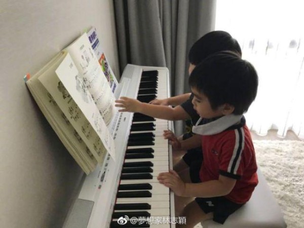 盘点娱乐圈“萌娃”成长记，小泡芙甜美可爱，刘畊宏成最大赢家