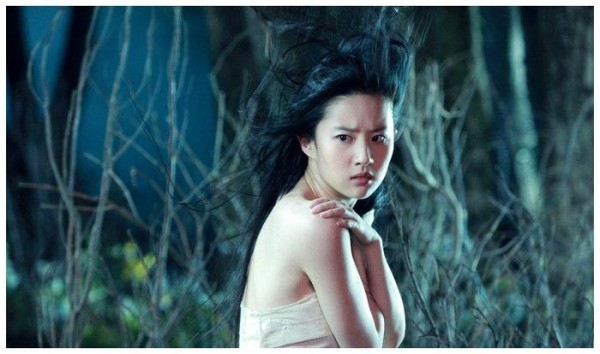 刘亦菲的仙女成长记，从小美到大，看看她美成什么样