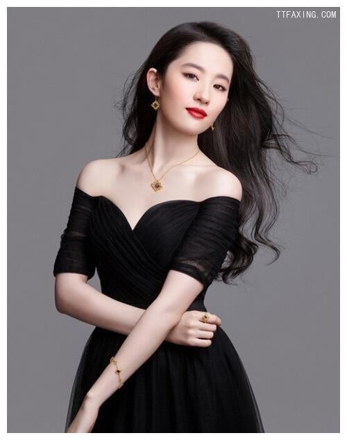 刘亦菲的仙女成长记，从小美到大，看看她美成什么样