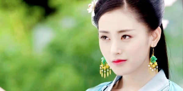 哈尔滨“太子妃”张天爱成长记 拍完剧微博粉丝量猛增