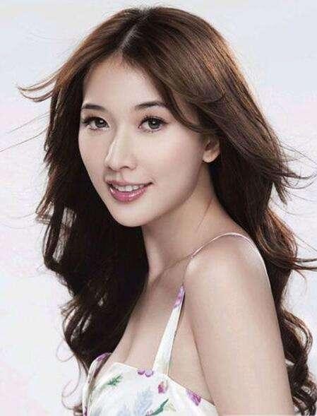 明星的妖媚气质，温碧霞妲己令人难忘，过50的宁静仍然妩媚动人