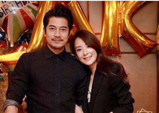 盘点经常秀恩爱的八对忘年恋明星，最后一对让人大跌眼镜
