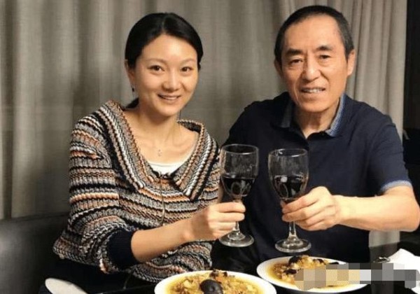 盘点经常秀恩爱的八对忘年恋明星，最后一对让人大跌眼镜