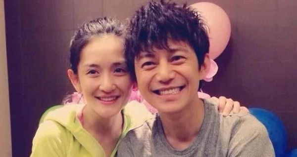 这些明星好友感情深厚，蒋欣韩红私交甚好，最后一对人人爱