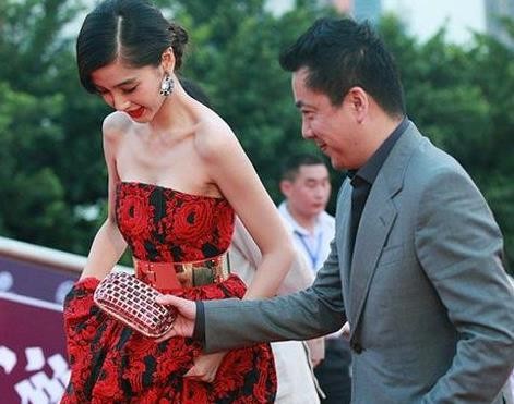 王晓蓉坦然回答：老公和多少女星私交甚好，难怪这些女星能这么红