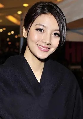 吴亚馨
