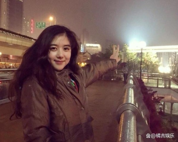 演员菅纫姿疑似内涵李凯馨 录音风波引发热议