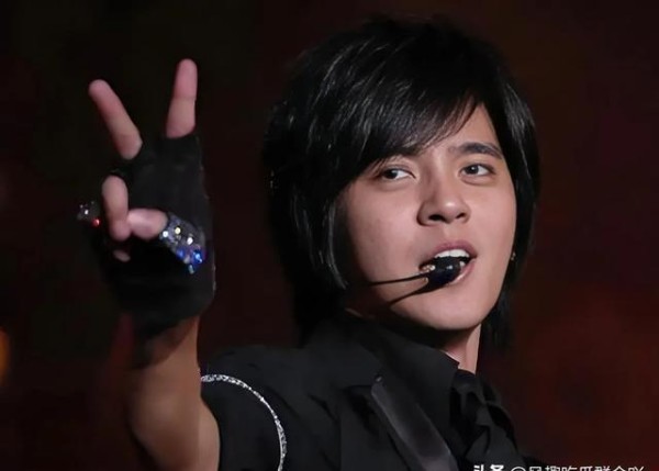 转角遇到爱演员现状：有人离世有人翻车，命运大不同