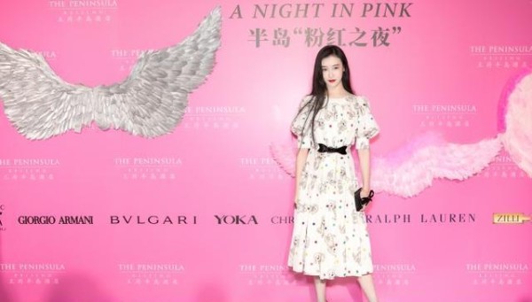 豆瓣女神到美妆界新星，张辛苑的梳妆台真是分分钟刷亮我的眼！
