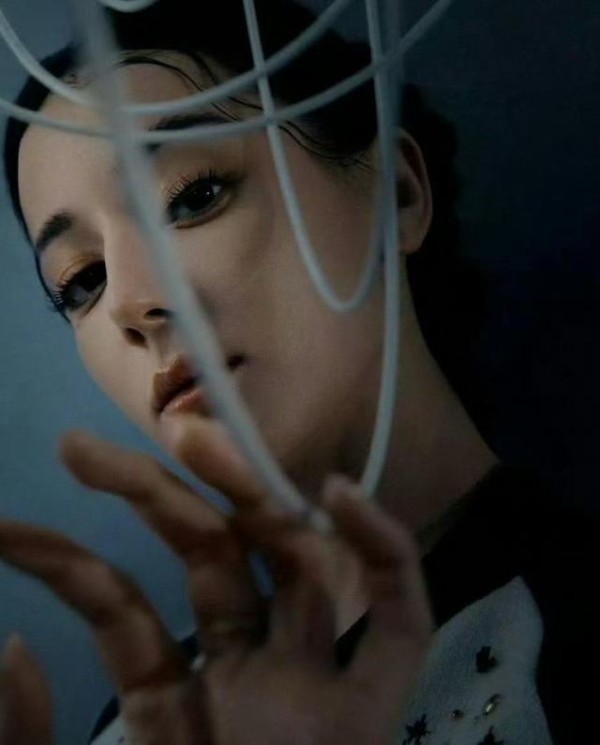 金鹤龙为热巴打造的小蛇女妆，掀起美妆界新热潮，令人惊艳！