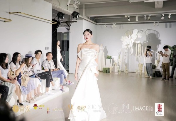 http://img.toumeiw.cn/upload/images/20221017/bc4980b40a194c812ac9224b12600d05.jpg
