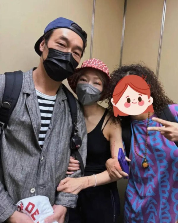 郑秀文夫妇同台 女方曾包容男方出轨！