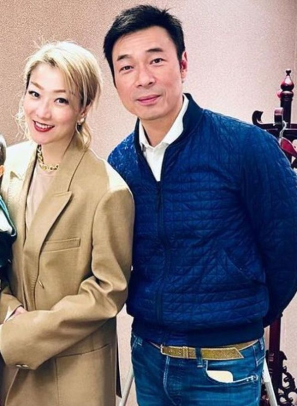 郑秀文夫妇同台 女方曾包容男方出轨！