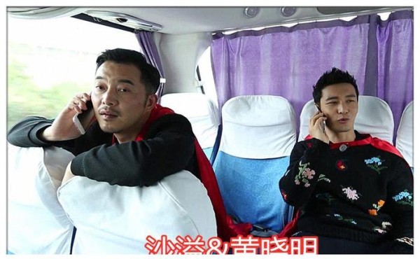 同龄男星一起“合照”会怎样?郭德纲林志颖差距大,看到最后笑喷