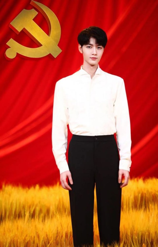 电视剧《理想照耀中国》剧照